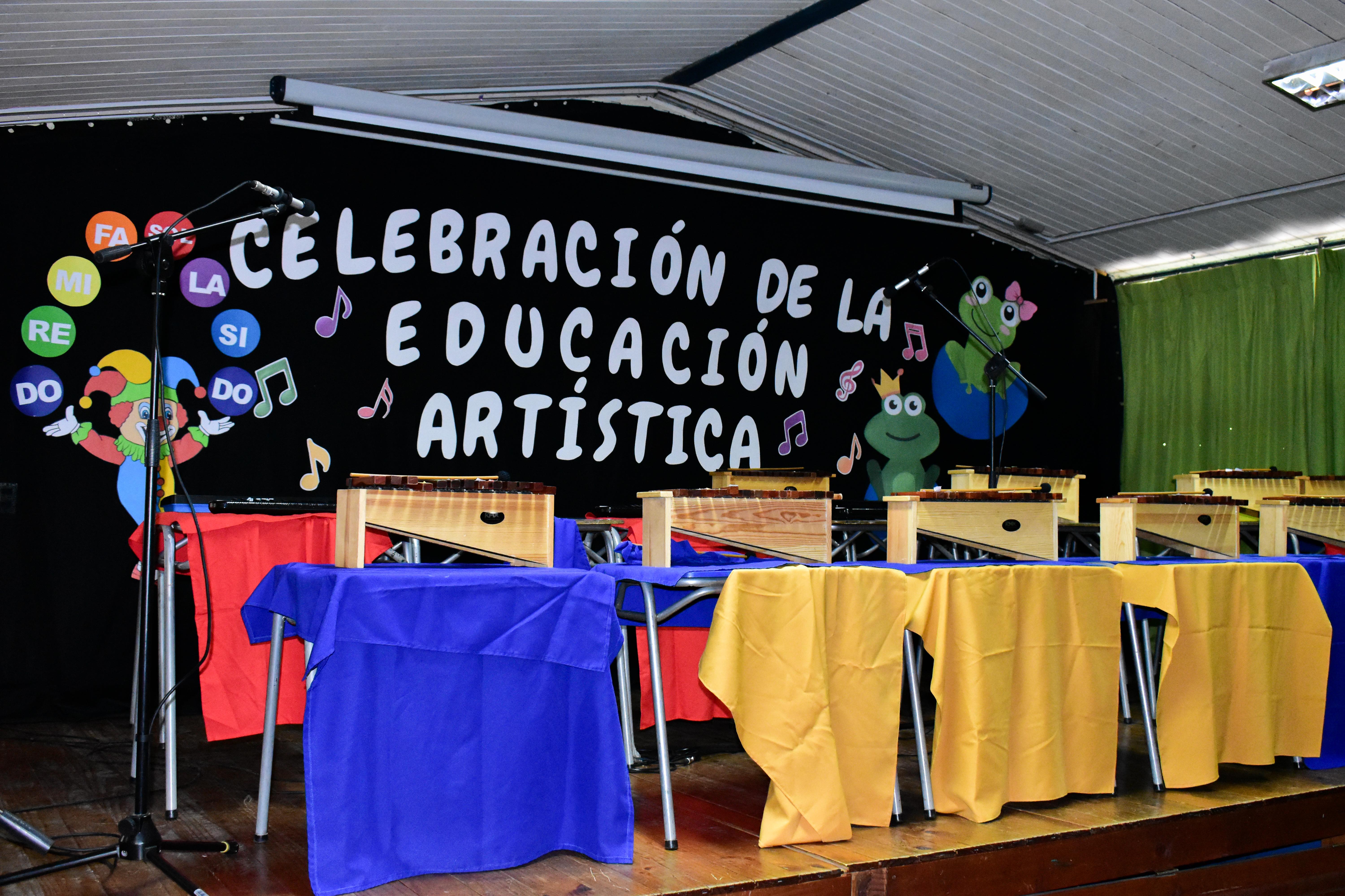 Liceo Atenea celebró el Día de la Educación Artística con una muestra del talento de sus estudiantes