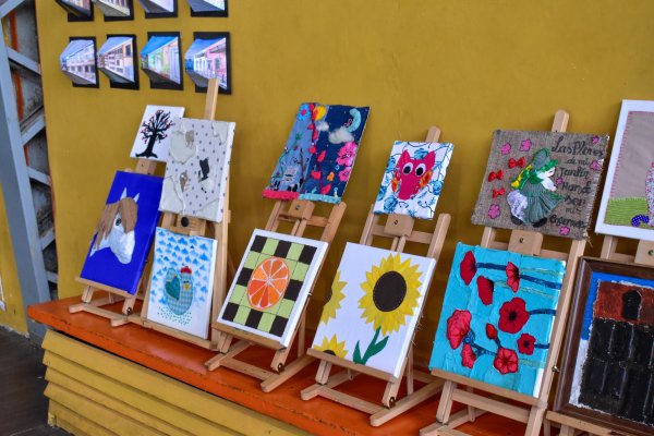 Liceo Atenea celebró el Día de la Educación Artística con una muestra del talento de sus estudiantes